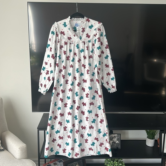 Accentuette by Lanza of Salzburg Flannel Cotton Nightgown Tartan Scottie Dogs - Picture 13 of 15